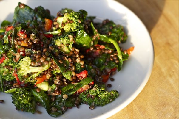 supernatural salad – black lentils with roasted broccoli